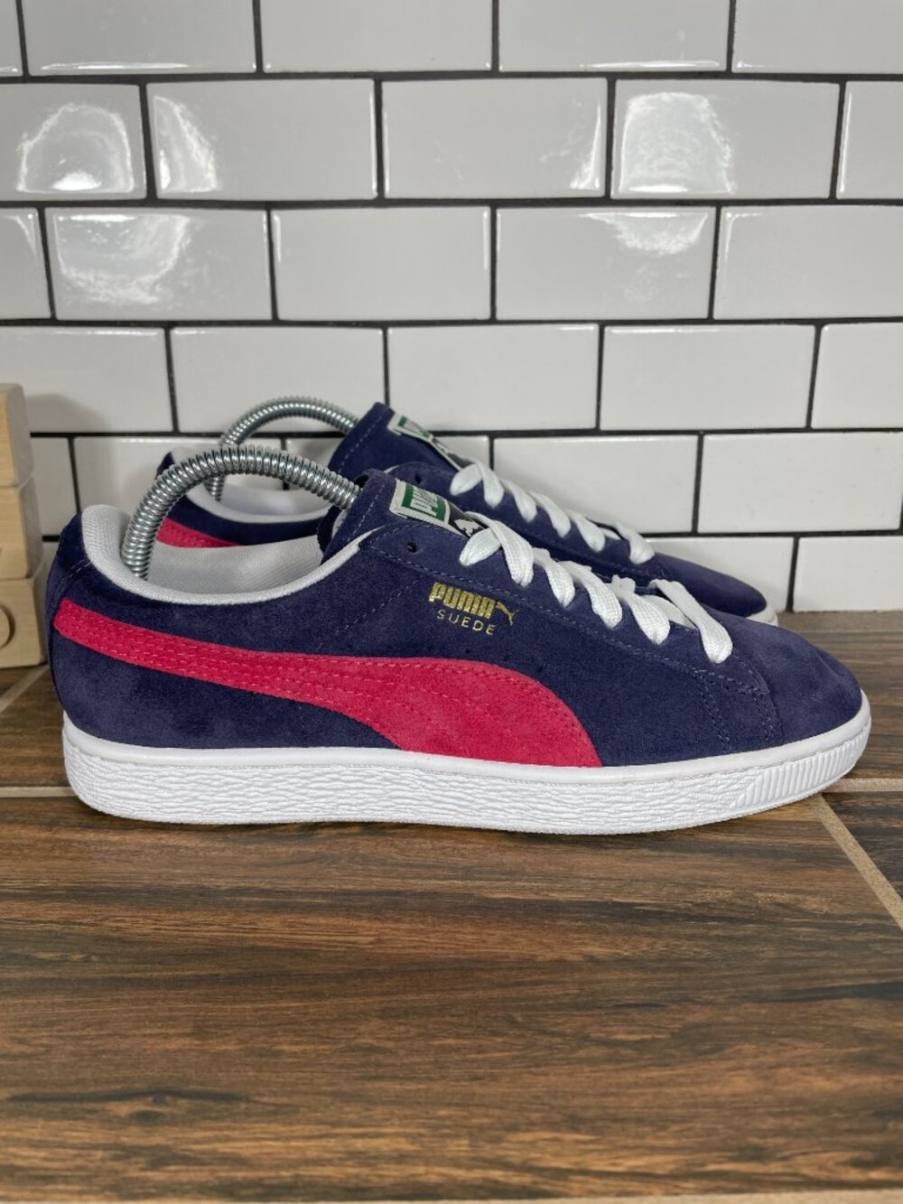 Puma Suede Classic Shoes Womens Size 8.5 Crown Blue Red Casual Low Top Sneaker - Picture 3 of 13